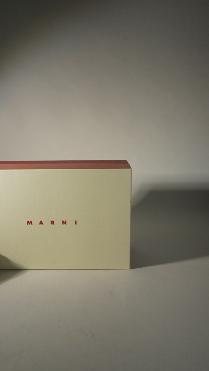 unboxing